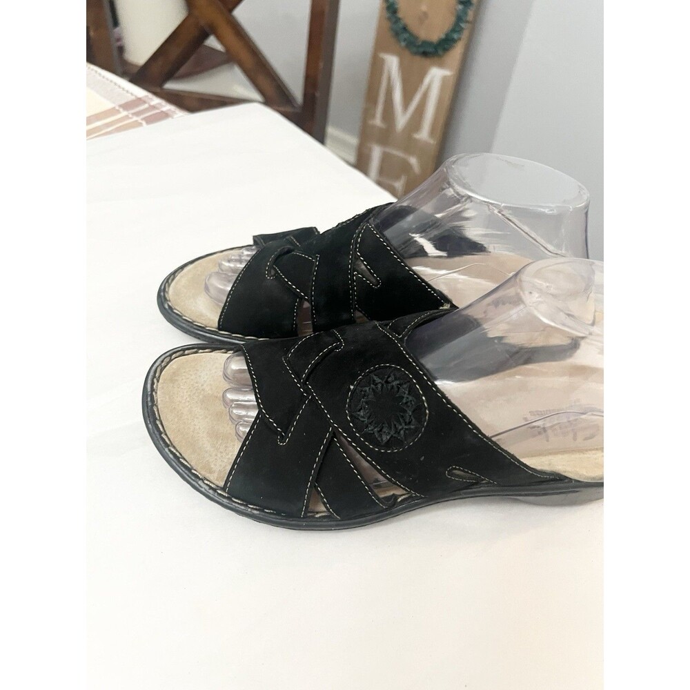 Clarks US 7.5 Wide Black Suede Cross Strap Mule Slide Open Toe Sandals Slip On